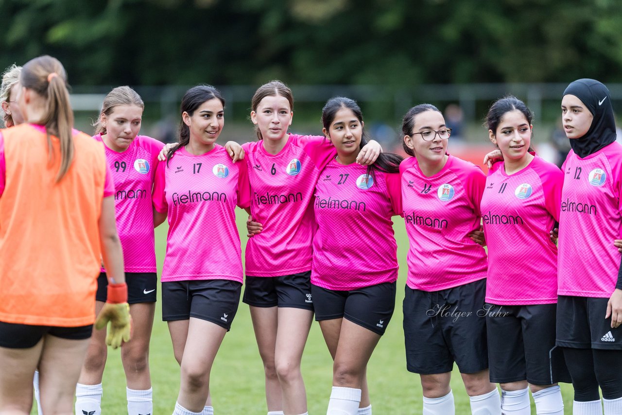 Bild 421 - Loewinnen Cup